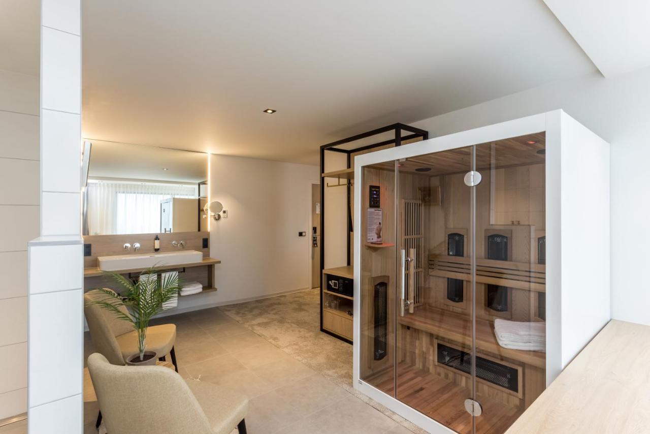 Hotel De Rousch 4*